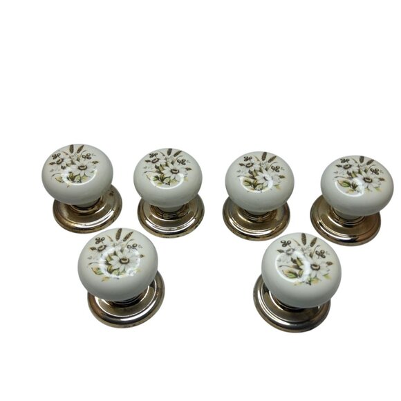 Vintage Gainsborough Hardware Porcelain Drawer Knob Daisy Motiff Ivory Gold Part - Picture 1 of 6
